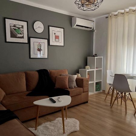 Luel Central Apartament Тирана Екстериор снимка